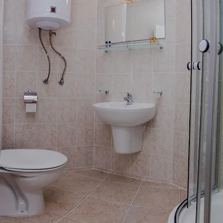 Sunset Studio In With Pool, Spa, Gym And Parking *